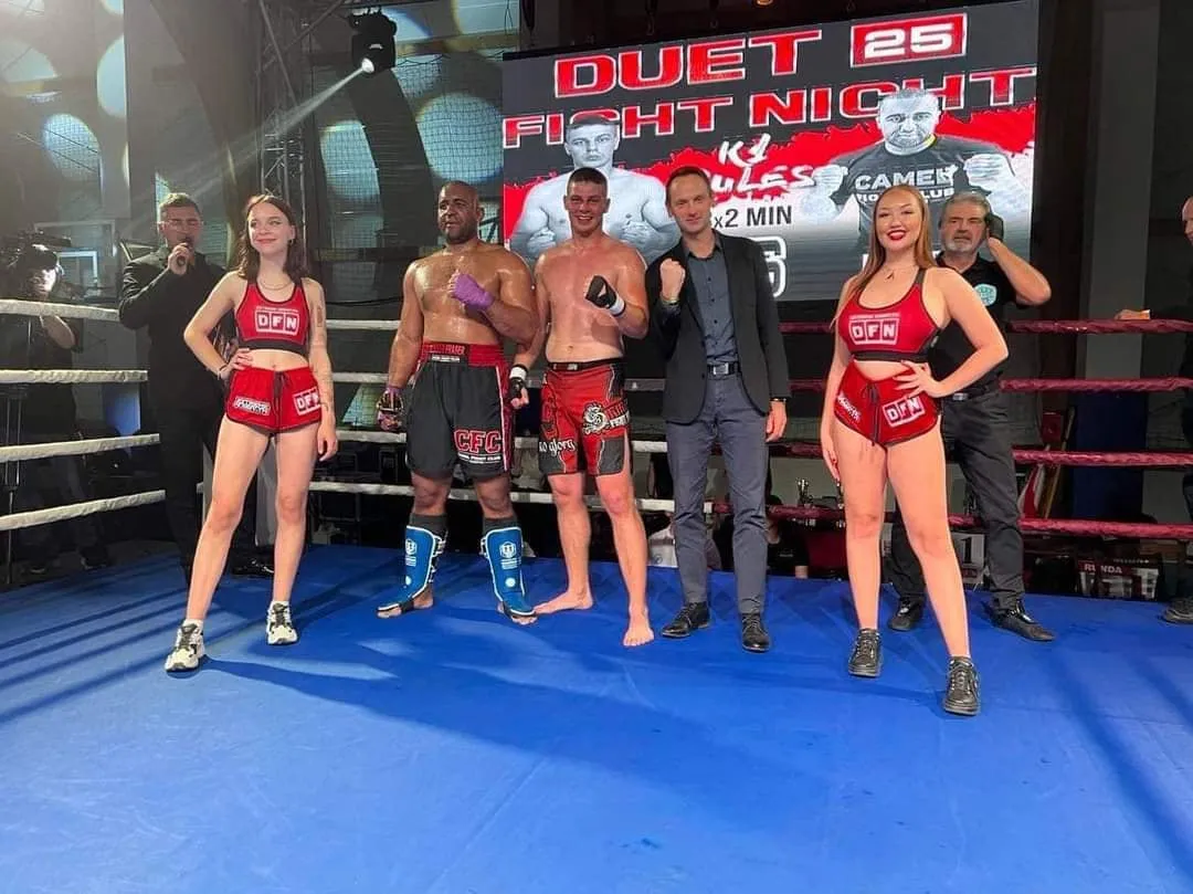 Prezentacja zawodników przed walką K-1 na gali Duet Fight Night 25